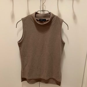 🎉Holiday Sale🎉 Top - Available until Nov 15